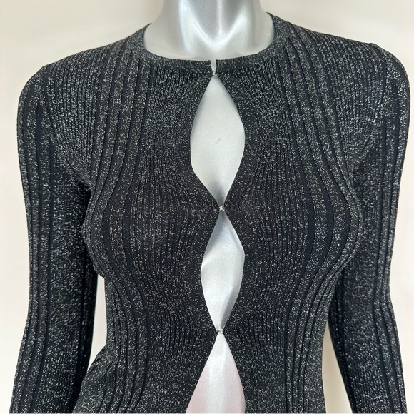 NWT!!! Solid and striped shimmer top size XS Retail 268$ - Picture 3 of 9